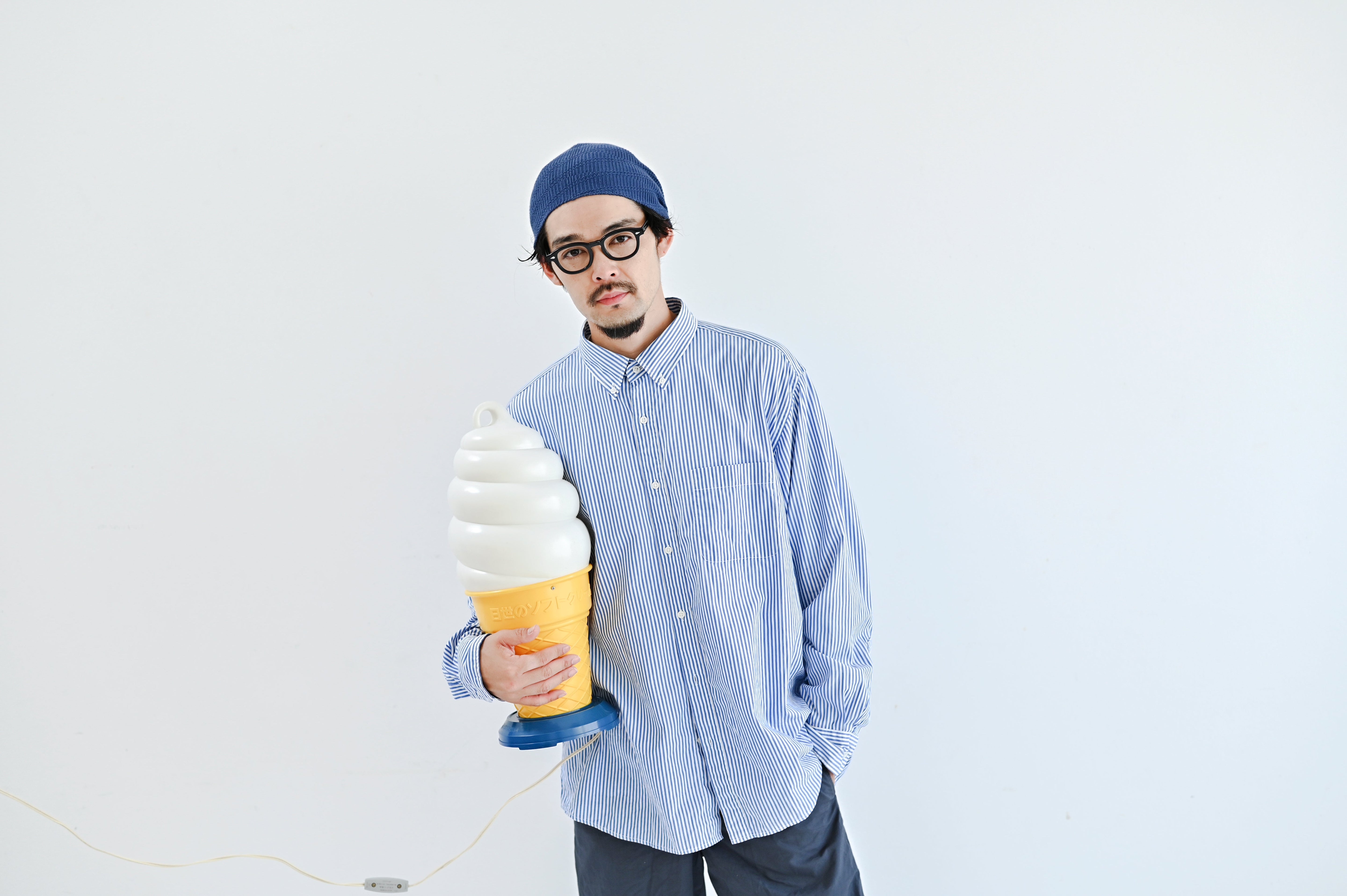 Q.これから暖かくなる季節、男性がさらっとかぶれる春らしい素材感のニット帽はありますか？